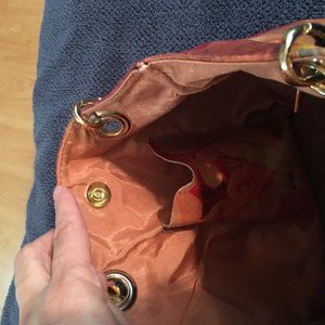 Maurizio Taiuti purse